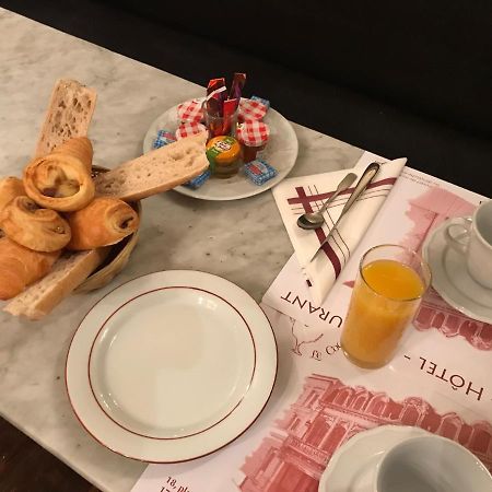 Hostellerie Du Coq D'Or Jonzac Zewnętrze zdjęcie