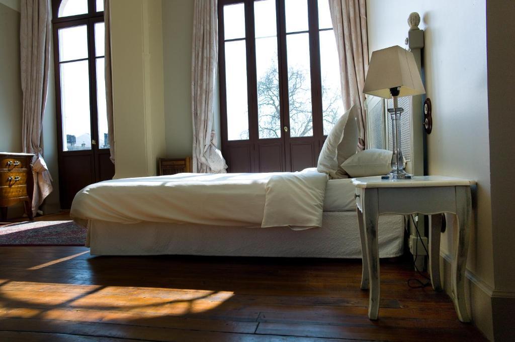 Hostellerie Du Coq D'Or Jonzac Pokój zdjęcie