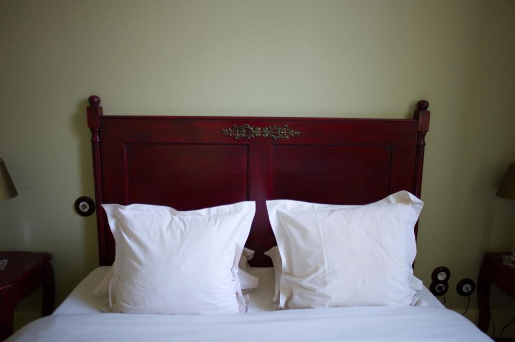 Hostellerie Du Coq D'Or Jonzac Pokój zdjęcie